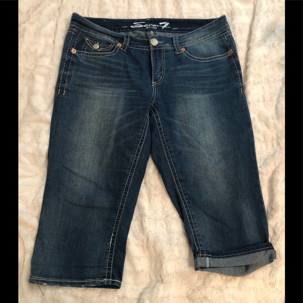 🌺 Seven7 ladies capri’s. Excellent condition!